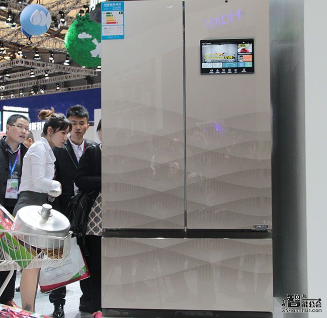 当冰箱不再仅是冰箱 海尔馨厨“黑科技”亮相家博会 智能公会