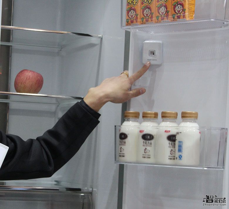 当冰箱不再仅是冰箱 海尔馨厨“黑科技”亮相家博会 智能公会