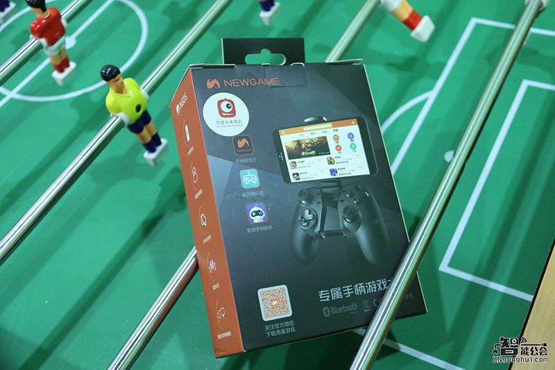 重新定义手游新玩法 这个手柄燃起了我的游戏欲 智能公会
