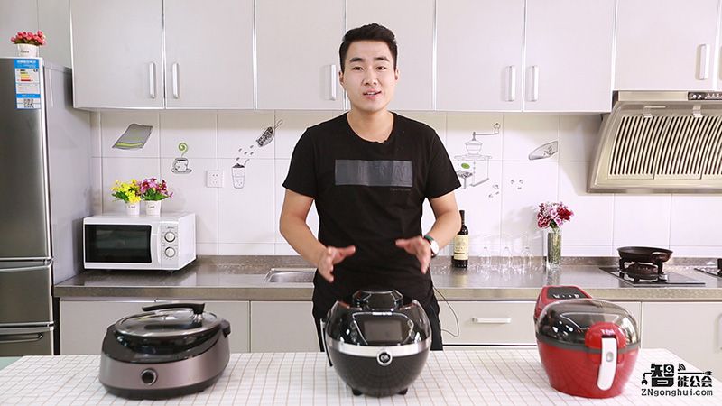 年轻人的私家保姆 2016最热三款炒菜机横向评测 智能公会