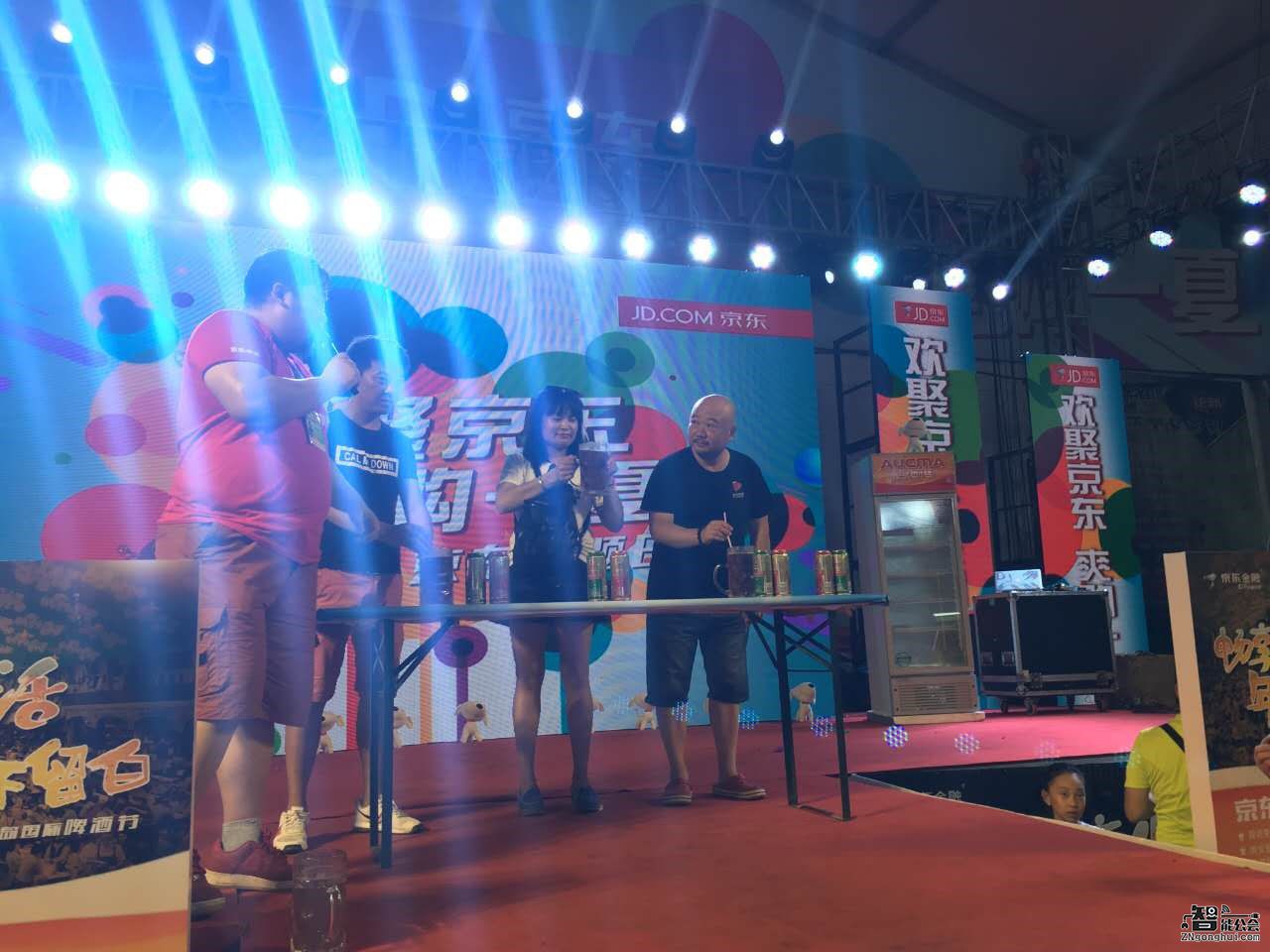 “京东品牌主题日”强悍发力 沸腾青岛啤酒节 智能公会