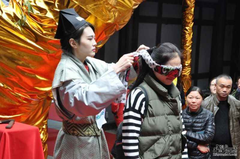 苏宁联手海信 “笑倾城”：穿越双十一，空调业又出新招 智能公会