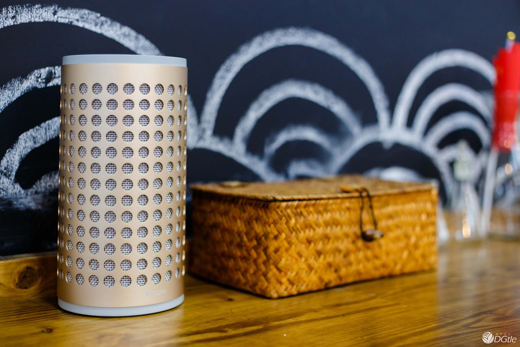 shout mini WiFi智能音箱体验  典雅的无线之音 智能公会