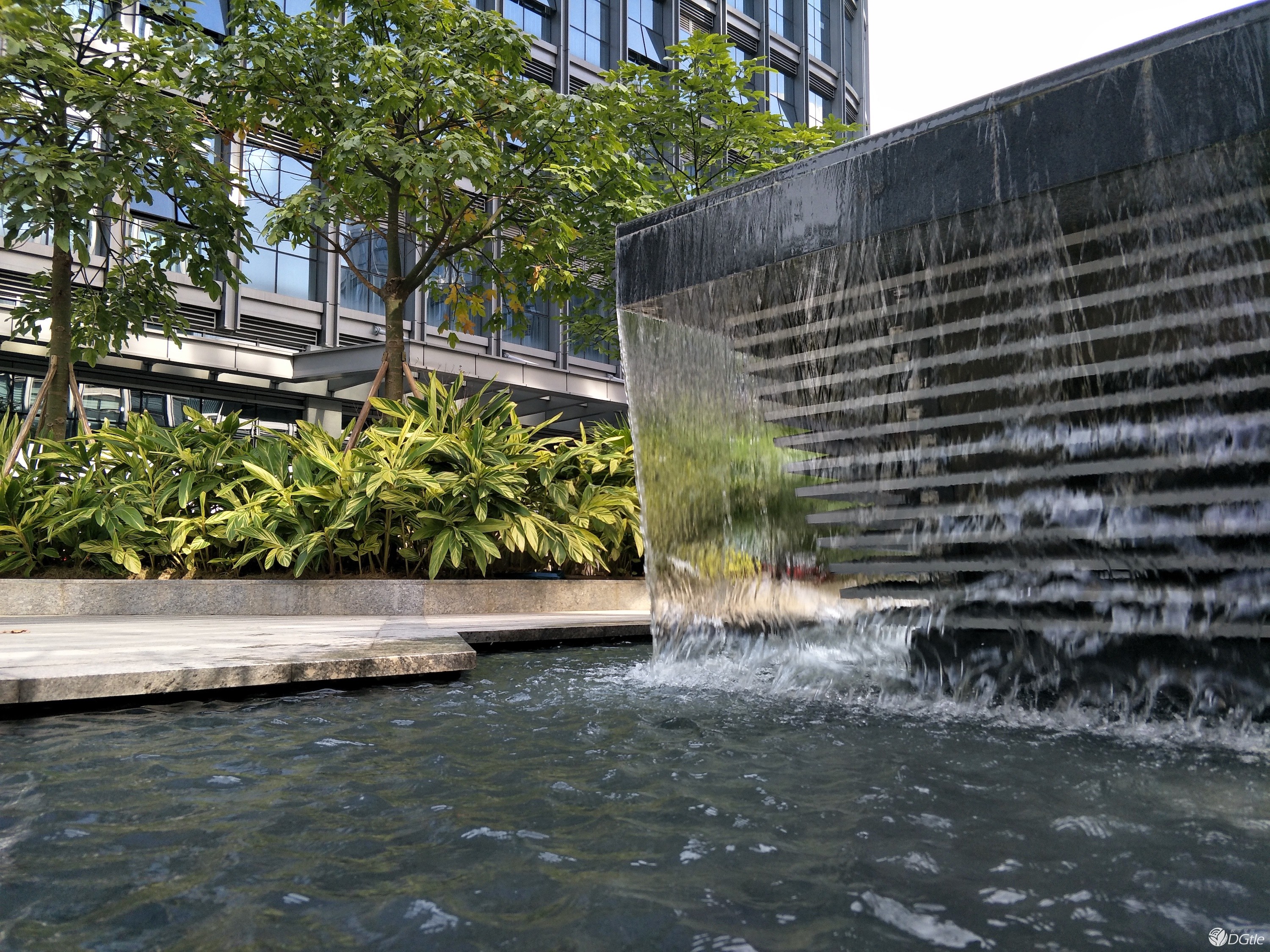 成功全靠明星代言？ OPPO R9s Plus上手 智能公会