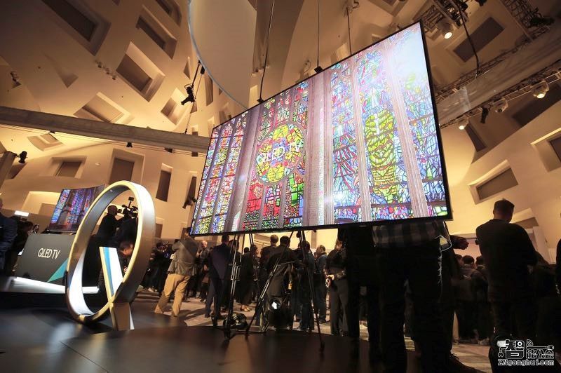 CES大SHOW开展，三星展台成最强台风眼 智能公会