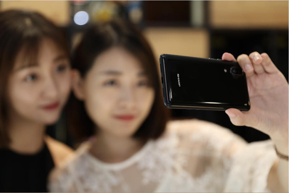 拼手速手慢无！夏普美人尖AQUOS S2今日9:30京东首销 智能公会