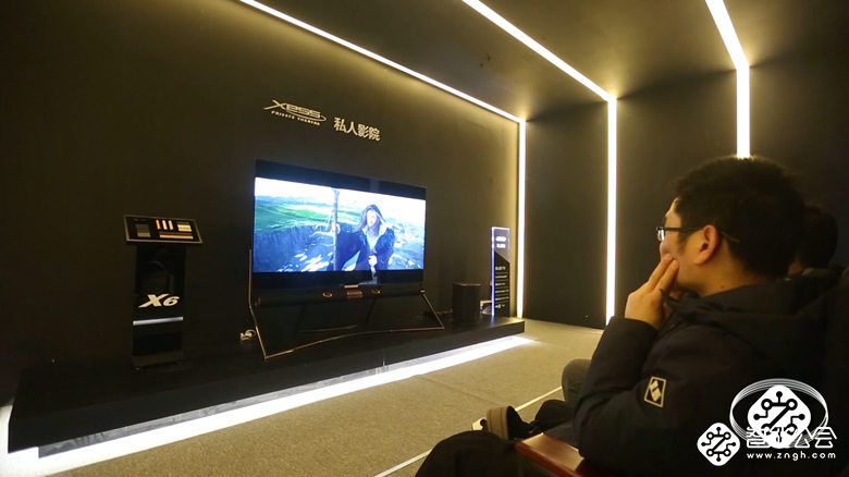 2018AWE：明星脸真假难辨？TCL 人工智能·小T上演“火眼金睛”挑战 智能公会