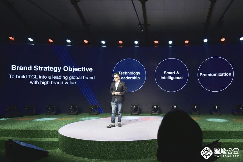TCL全球化提速 携手内马尔发布智能科技新品 智能公会