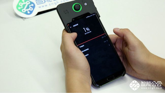 5个小时！王者荣耀玩到手抽筋 只为测试黑鲨手机耗电量 智能公会