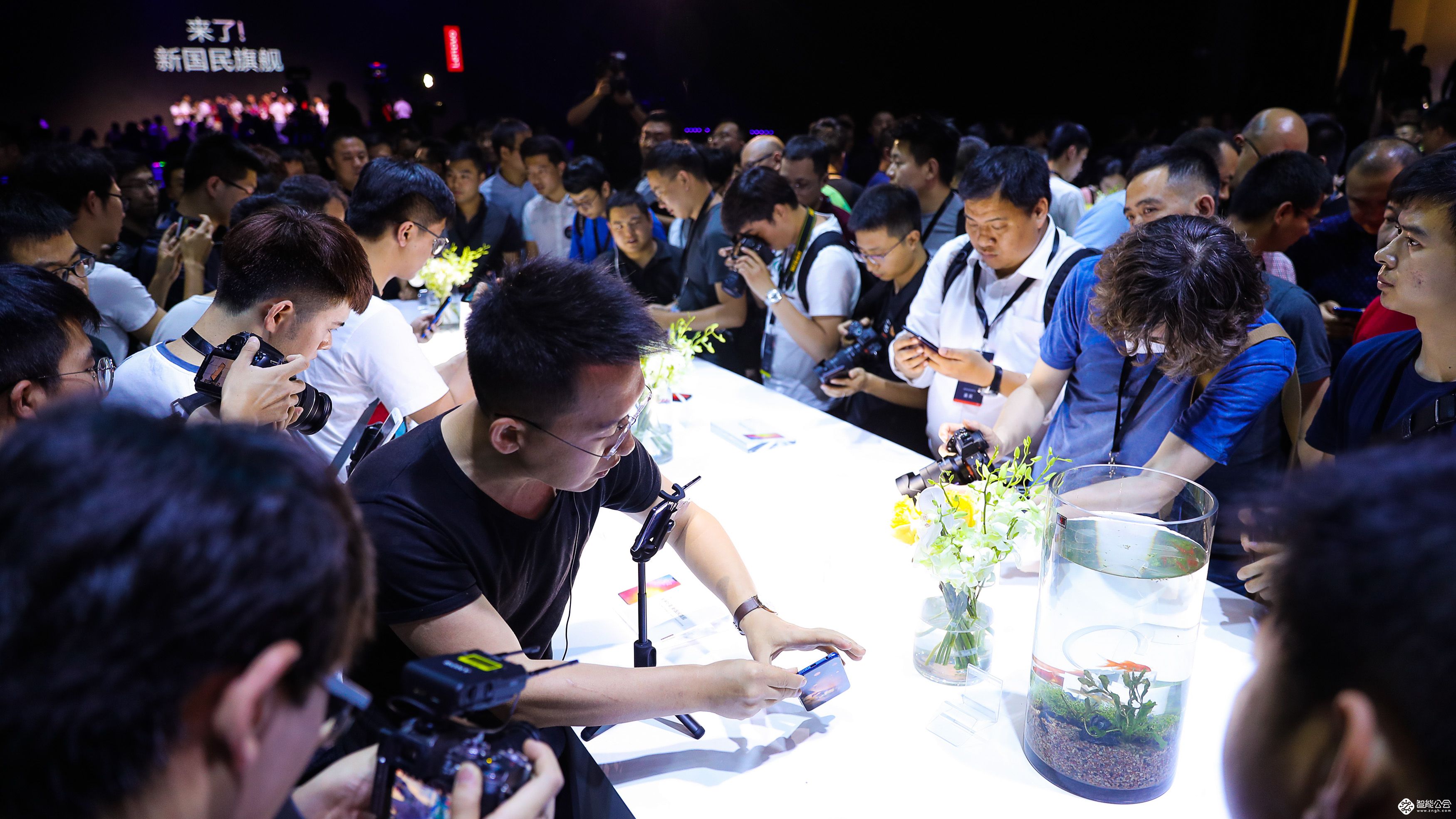 联想Z5等多款新品发布 联想智能物联战略再进一步 智能公会