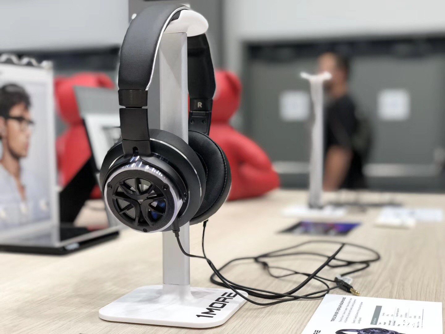 1MORE E3发布全新电竞系列耳机，覆盖全电子游戏平台 智能公会