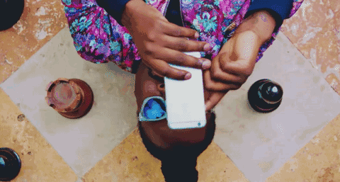 别人回眸一笑亮晶晶，你回眸一笑却暗淡无光 智能公会