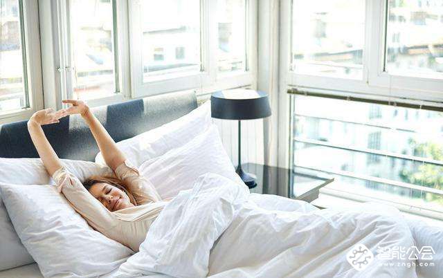 你每天是自然醒的，还是被吓醒的 智能公会