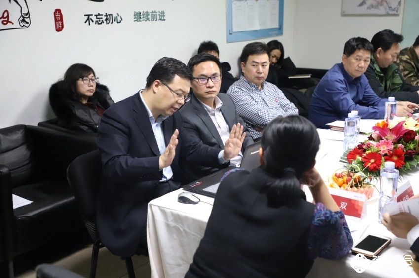 北京市海淀区陈双副区长莅临大中中塔店 鼓励创新发展 智能公会