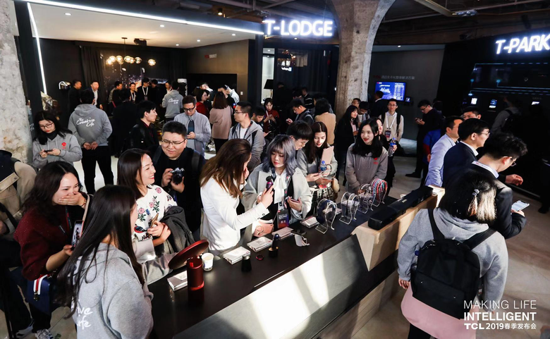 好看又好用 AWE带你领略XESS仙女三件套的魅力 智能公会