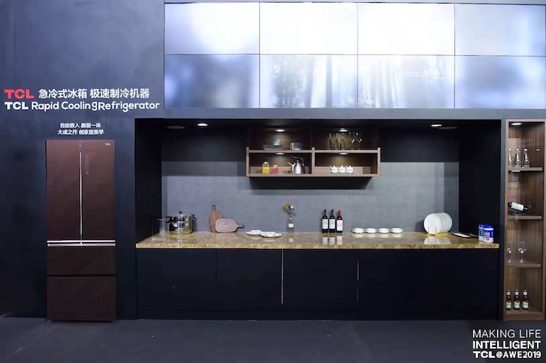 打造极致新鲜 TCL X10冰箱极速制冷留存人间风味 智能公会