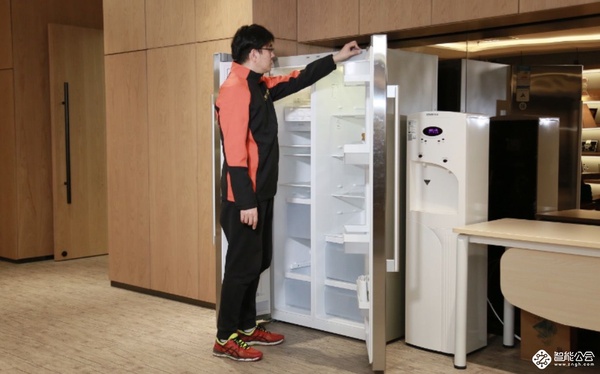 旧家电安置成隐患  大中电器引领以旧换新新趋势 智能公会