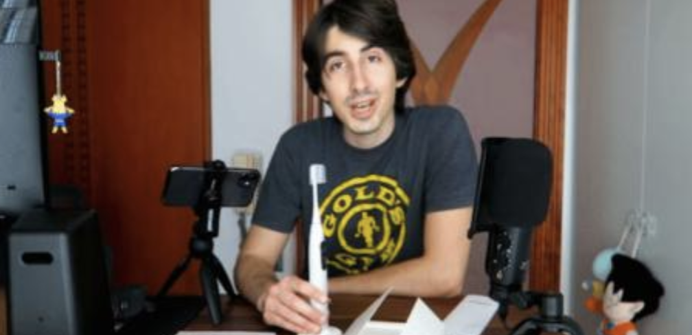 面对Oral-B、Oclean、飞利浦、Usmile，大学生咋选电动牙刷？ 智能公会