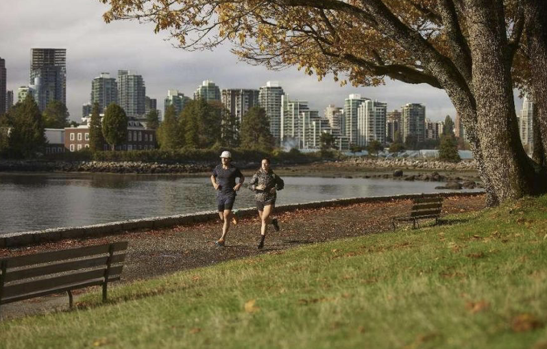 Garmin携手全新上市Forerunner 255系列跑步腕表一同庆祝”全球跑步日“ 智能公会