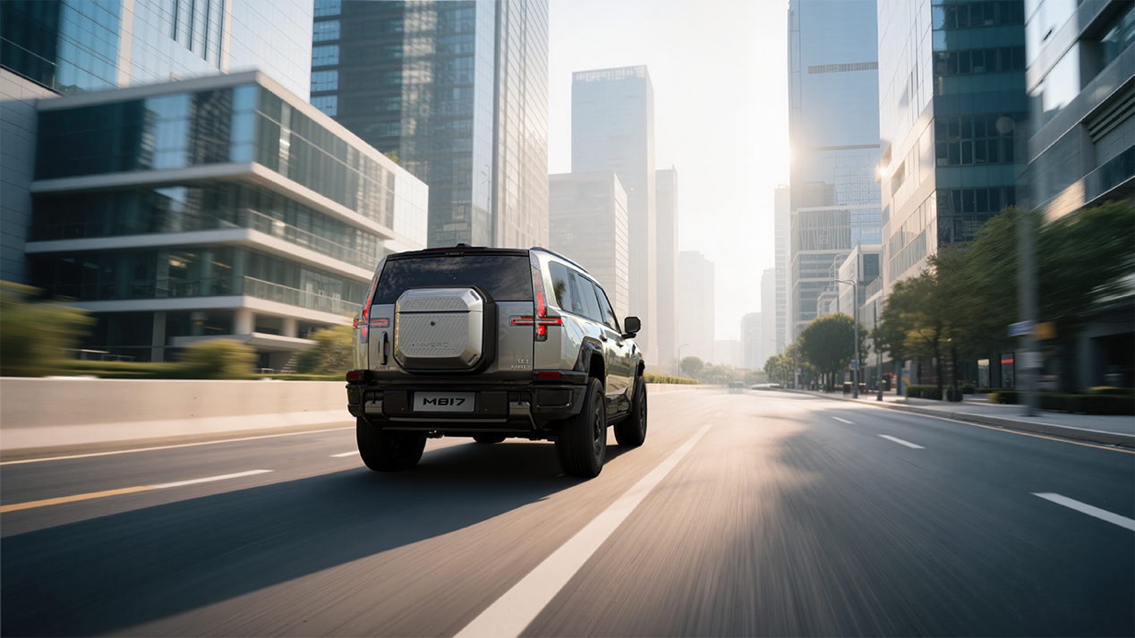 首批搭载华为最强智驾的 “陆地霸王” 来了！猛士 M817 全球首秀细节提前曝光 智能公会