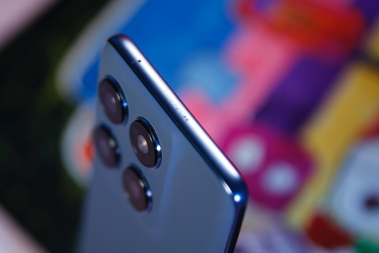 军工防护+Pantone美学=实用主义最优解？15天真实体验 智能公会